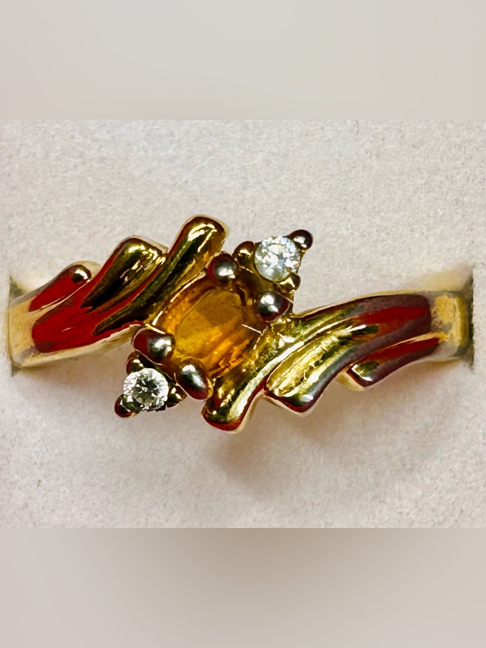 Vintage Gold Tone Amber Glass & Rhinestone Ring (1985–1990)